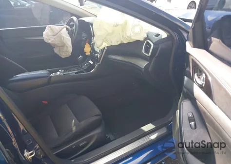 2017 Nissan Maxima 3.5 S z USA, uszkodzony, nr VIN 1N4AA6AP3HC379995